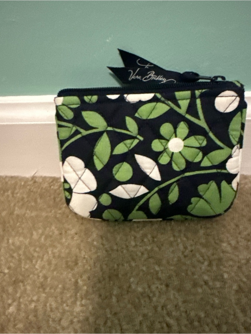 Vera Bradley LUCKY Travel collection • tote, cosmetic, jewelry, luggage tag - Picture 7 of 14